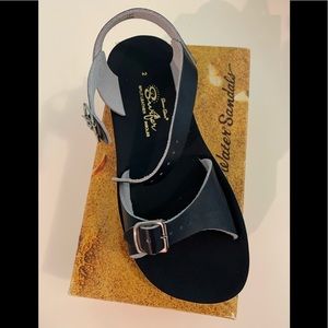 Sun-San Salt Water Sandals NEW